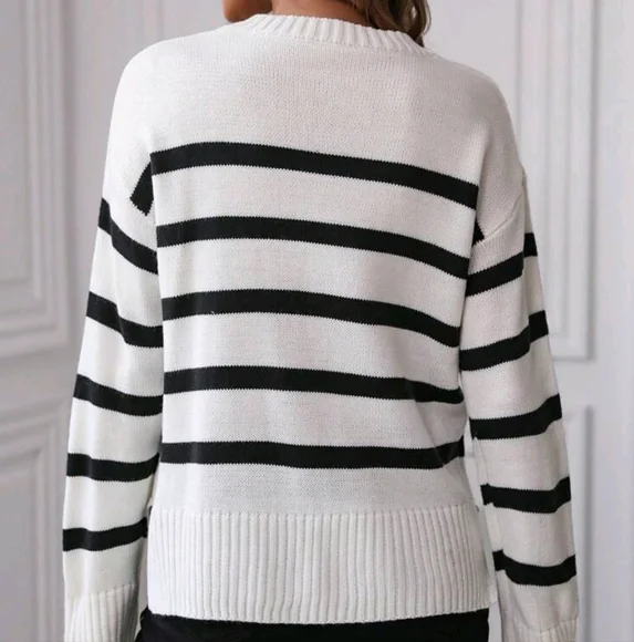 Round Neck Striped Knitted Sweater - Picture 2 of 5